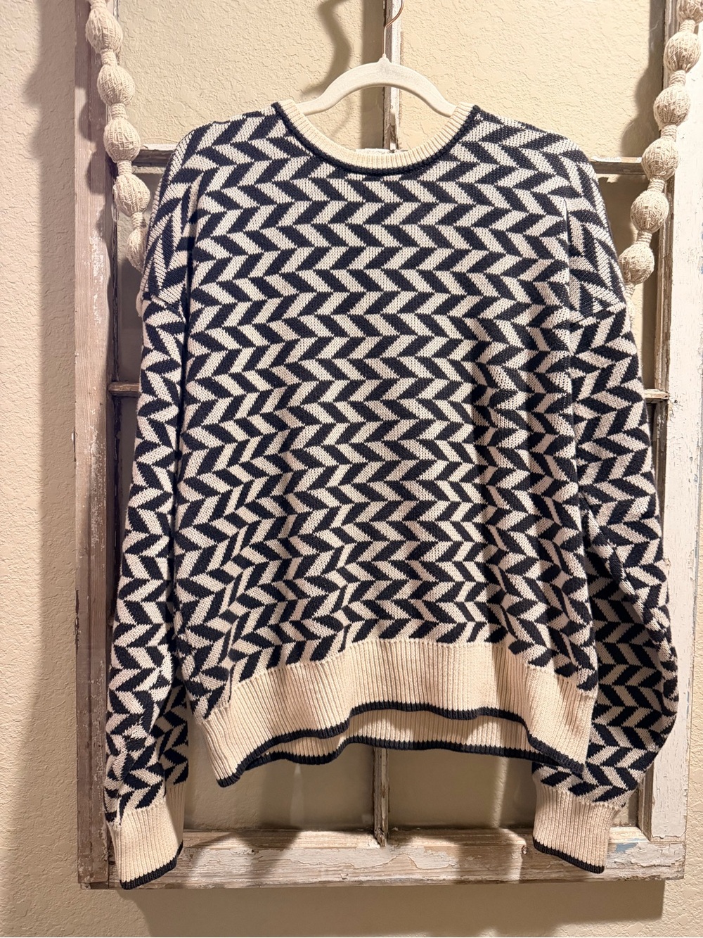 Vintage NEIMAN MARCUS Geometric Chevron Knit Sweater - 100% Cotton